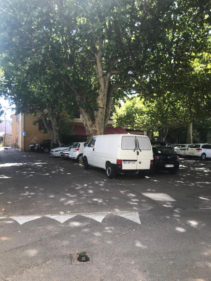Appartement Climatise Au Pied Du Mont Ventoux Malemort-du-Comtat Exterior foto